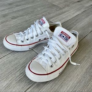 Converse Tennis Shoes Women’s Size 7 - Great Condition